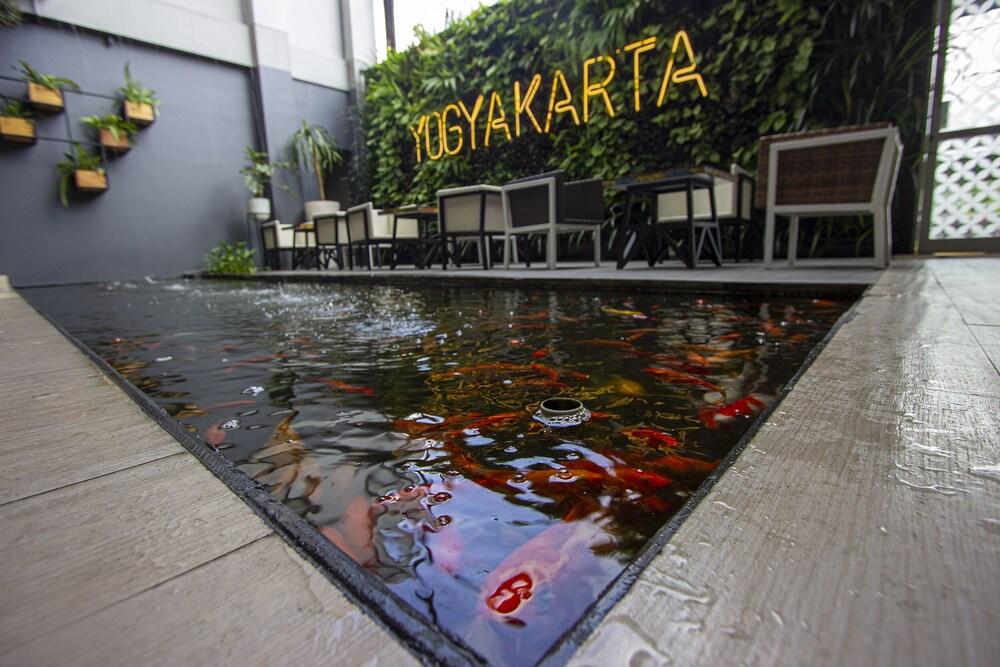 Hotel Fortunagrande Seturan Yogyakarta Eksteriør bilde