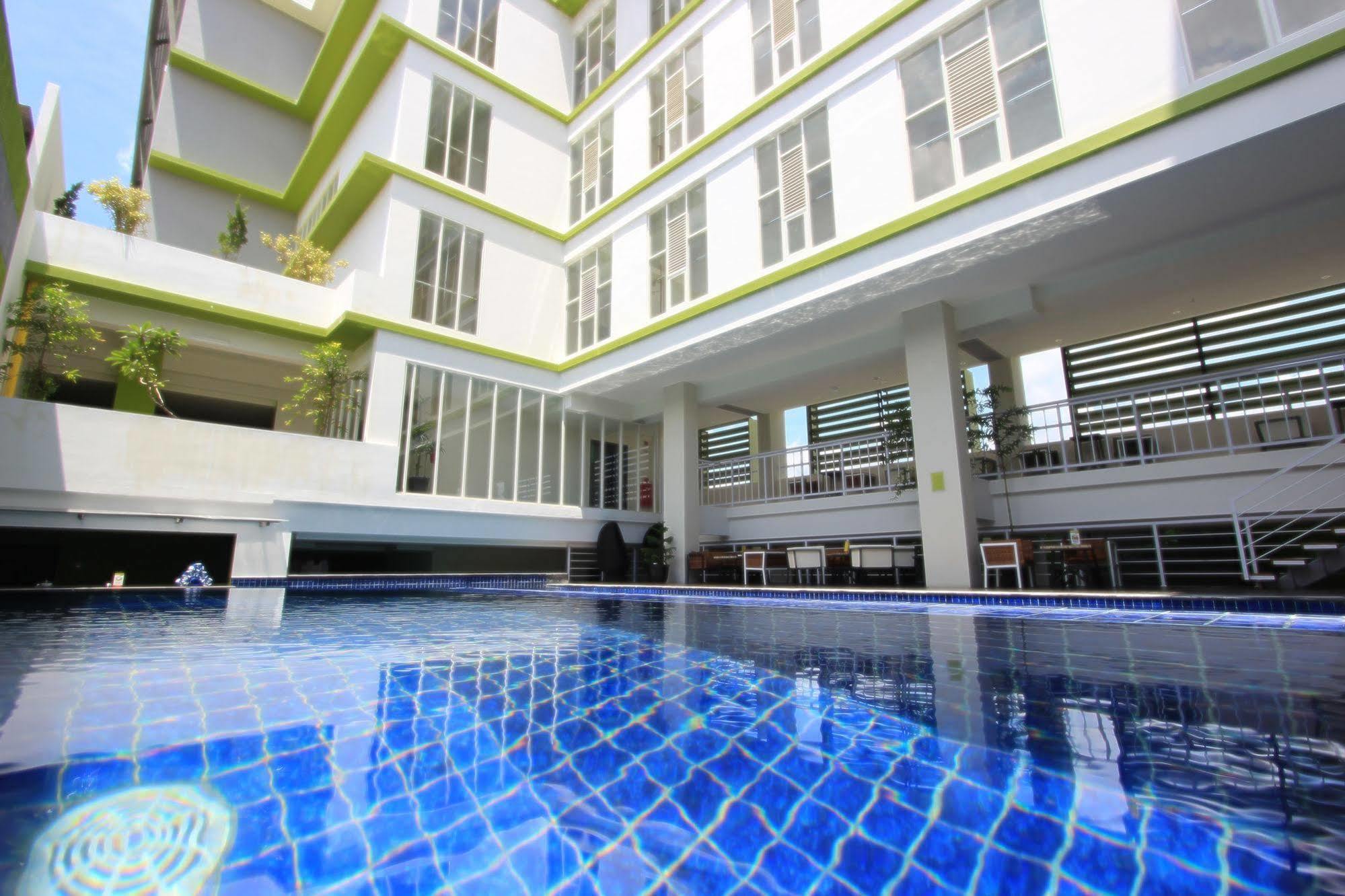 Hotel Fortunagrande Seturan Yogyakarta Eksteriør bilde